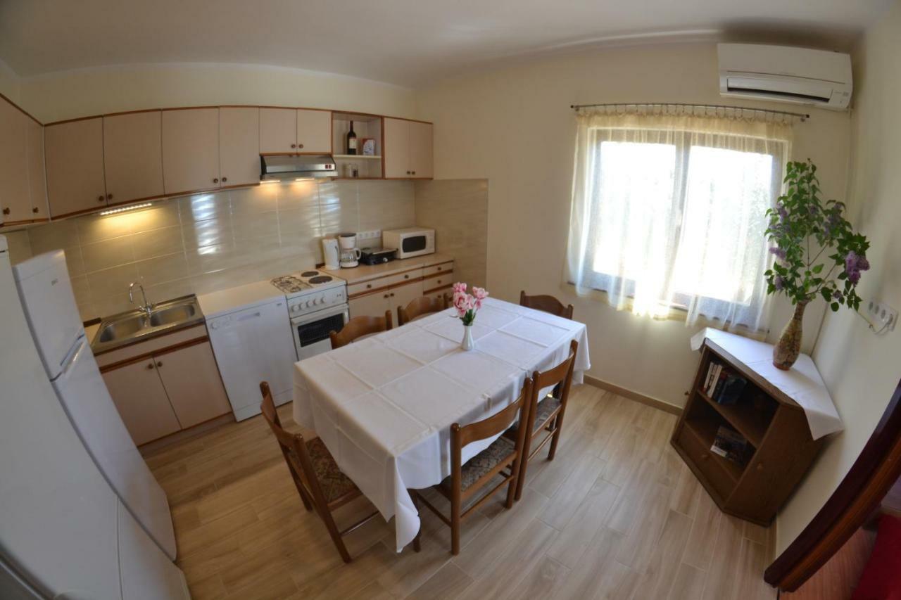 Apartman Jadranka Palit 外观 照片