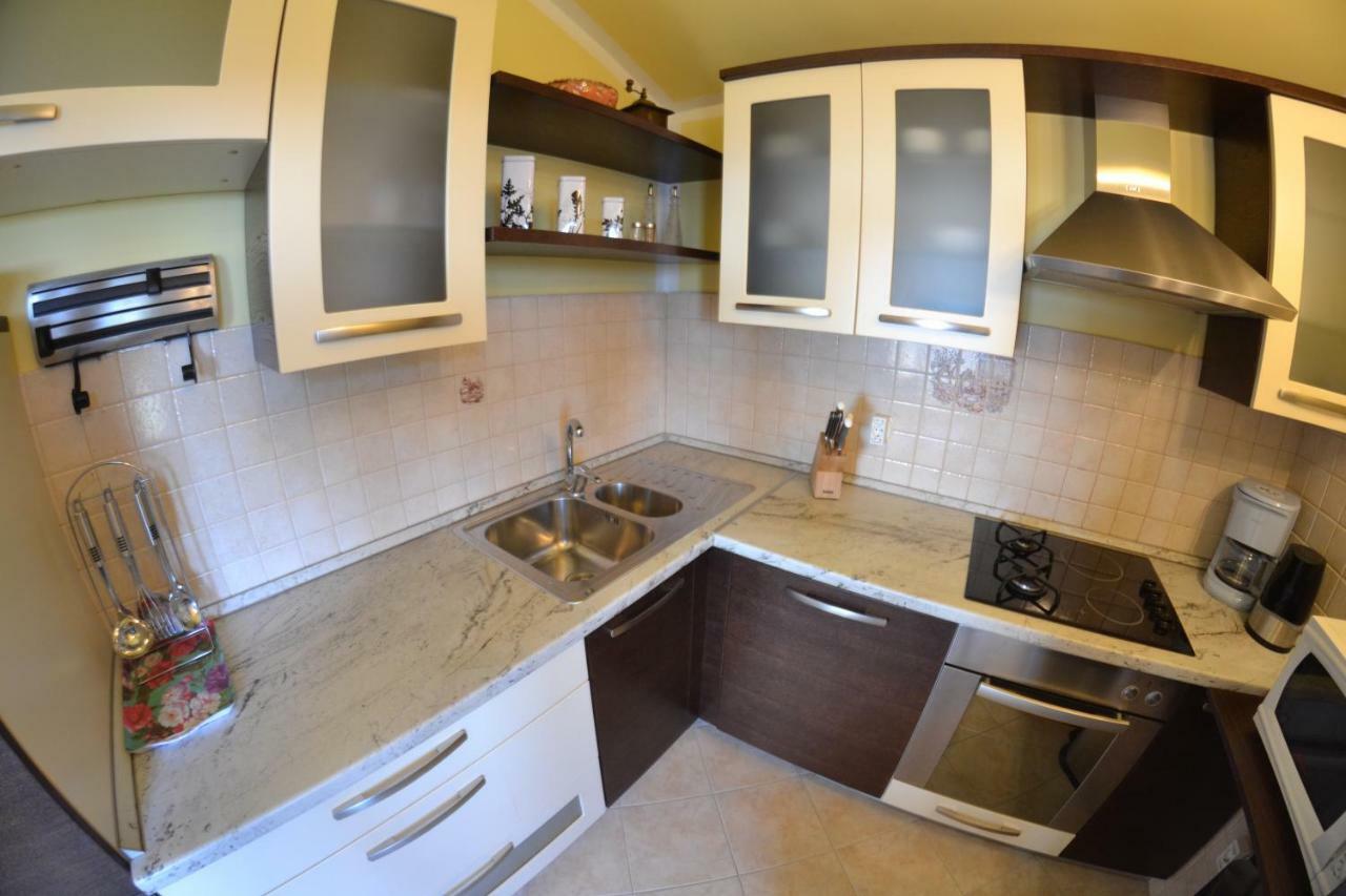 Apartman Jadranka Palit 外观 照片